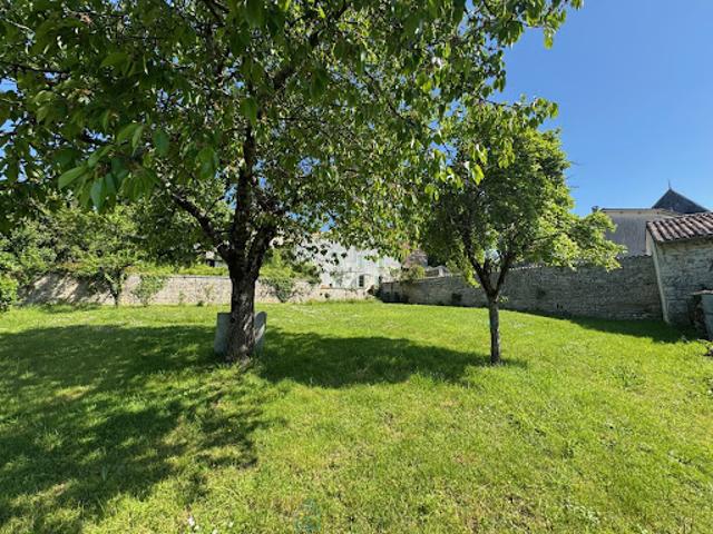 Vente Maison de ville 7 pièces 148 m2 Pamproux
