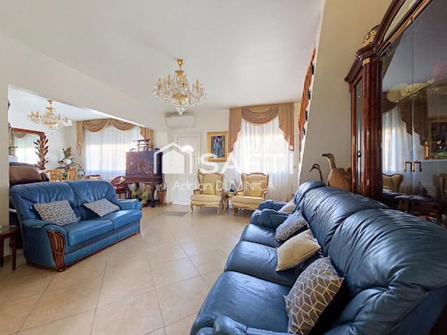 Vente Maison de ville 7 pièces 141 m2 Clamart