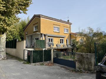 Vente Maison 7 pièces 155 m2 Bourdeaux