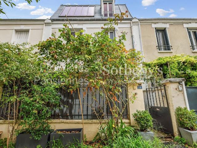 Vente Maison de ville 7 pièces 157.61 m2 Paris 16ème
