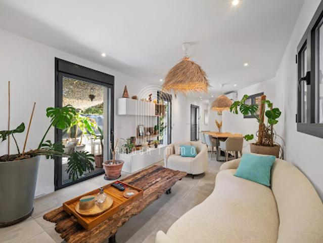 Vente Maison de ville 7 pièces 159.77 m2 Nice
