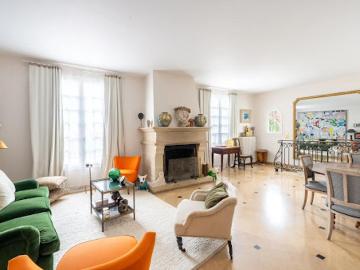 Vente Maison de ville 7 pièces 164 m2 Suresnes