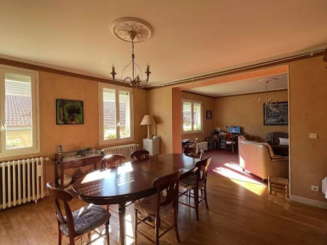 Vente Maison de ville 7 pièces 175.6 m2 Vic Fezensac