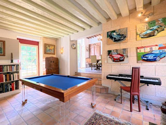 Vente Maison de ville 7 pièces 170 m2 Chevry Cossigny
