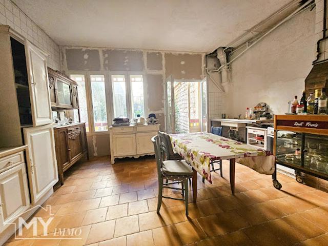 Vente Maison de ville 7 pièces 170 m2 Sainte Foy la Grande