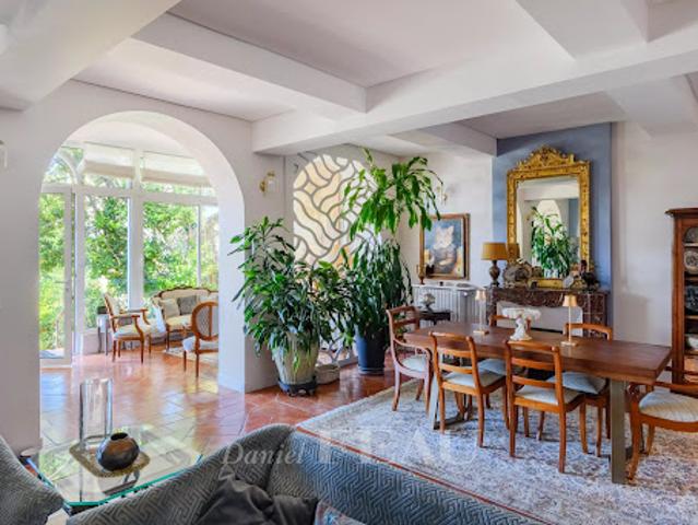 Vente Maison de ville 7 pièces 200 m2 Toulon