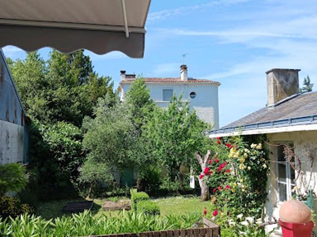 Vente Maison de ville 7 pièces 180 m2 Matha