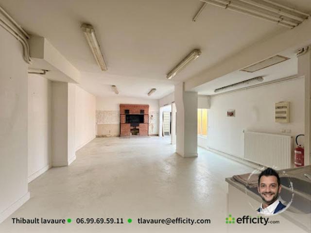 Vente Maison de ville 7 pièces 182 m2 La Rochefoucauld