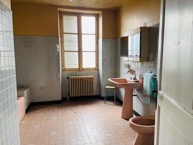 Vente Maison de ville 7 pièces 219 m2 La Clayette