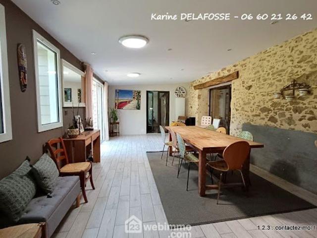 Vente Maison de ville 7 pièces 219 m2 Les Clouzeaux