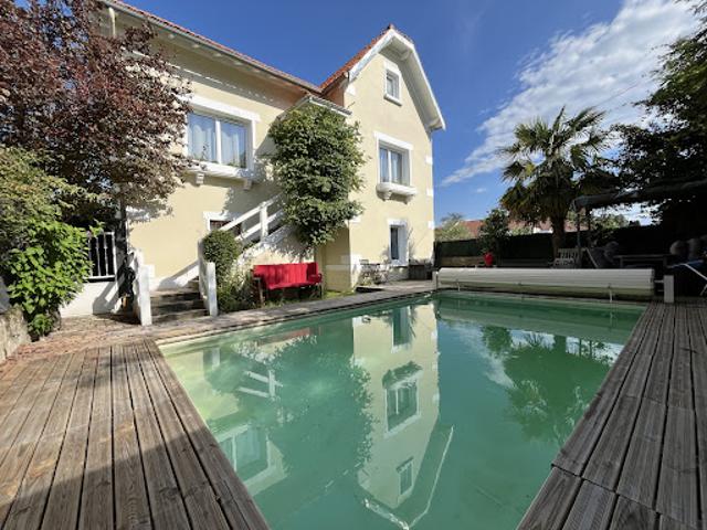 Vente Maison 7 pièces 229 m2 Salies du Salat