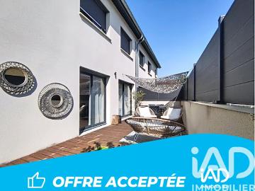 Vente Maison de ville 4 pièces 105 m2 Saint Genis les Ollières