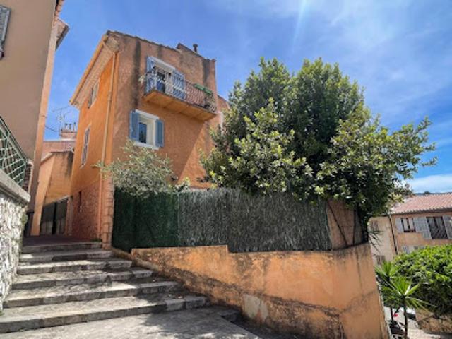 Vente Maison de ville 4 pièces 102 m2 Aubagne