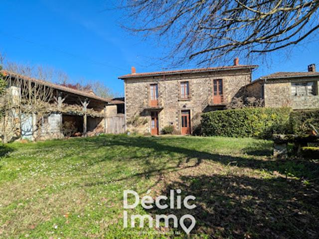 Vente Maison 4 pièces 146 m2 Les Adjots