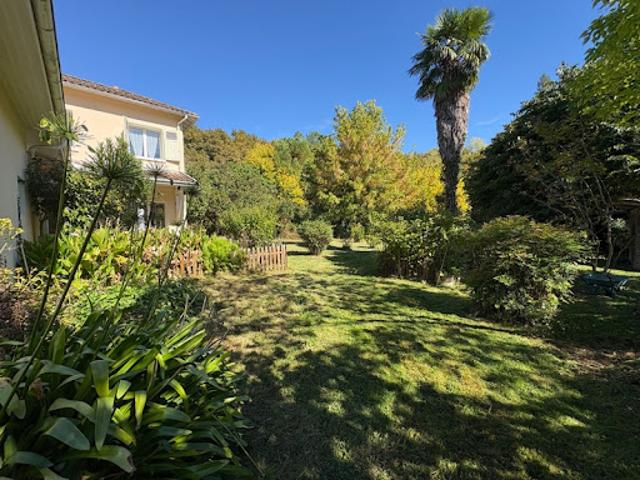 Vente Maison 4 pièces 143 m2 Eugénie les Bains