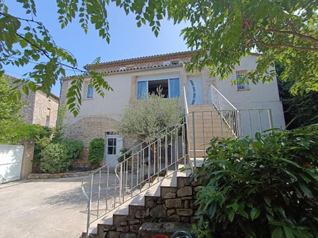 Vente Maison 4 pièces 143 m2 Saint jean de maruejols et avejan