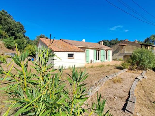 Vente Maison de ville 4 pièces 75 m2 Sainte Lucie de Tallano