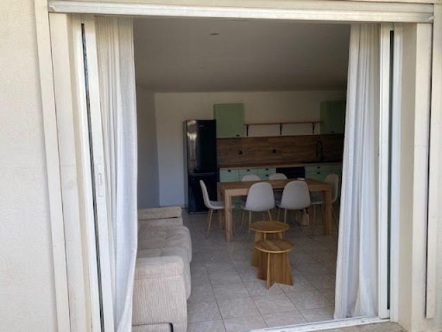 Vente Maison de ville 4 pièces 80 m2 Adissan