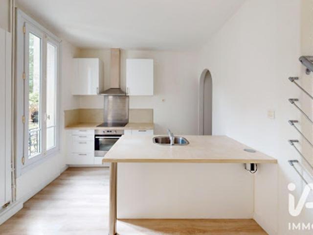 Vente Maison de ville 4 pièces 87 m2 Courbevoie