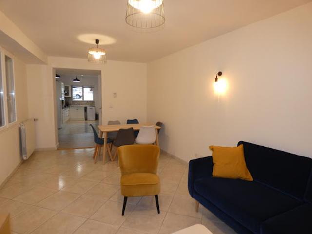 Vente Maison de ville 4 pièces 90.65 m2 Saint Genis Laval