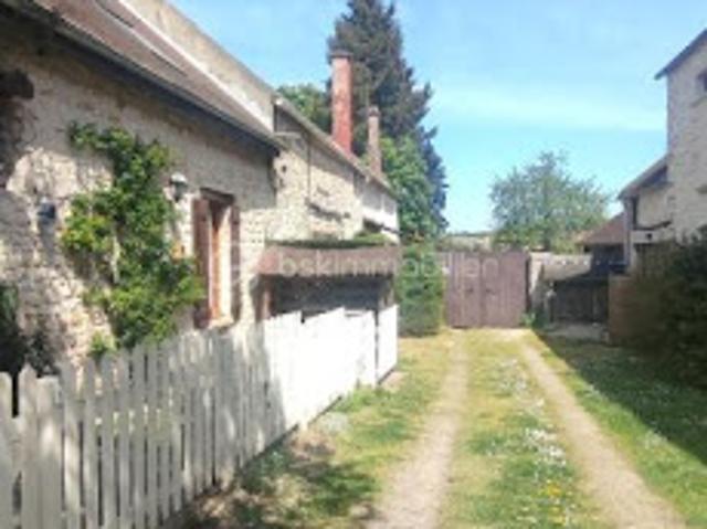 Vente Maison de ville 4 pièces 95.46 m2 Oncy sur Ecole
