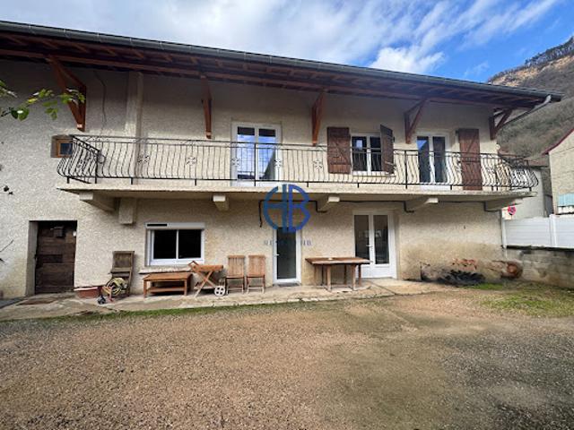 Vente Maison de ville 5 pièces 108 m2 Villebois