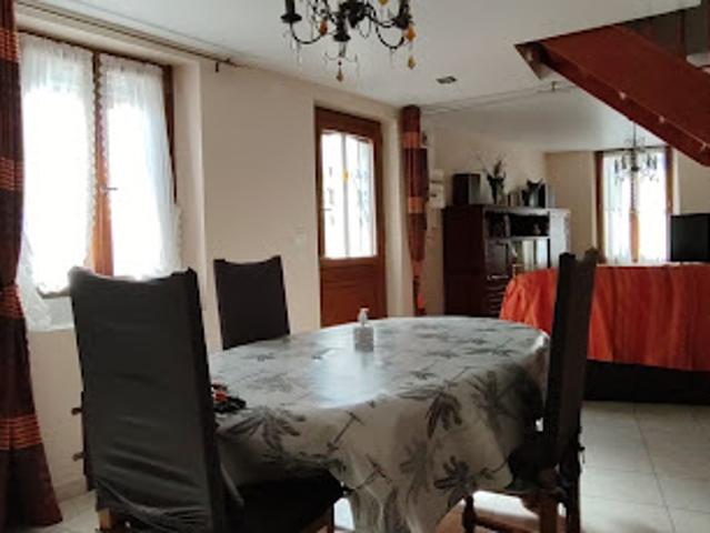 Vente Maison de ville 5 pièces 109 m2 Aiguillon
