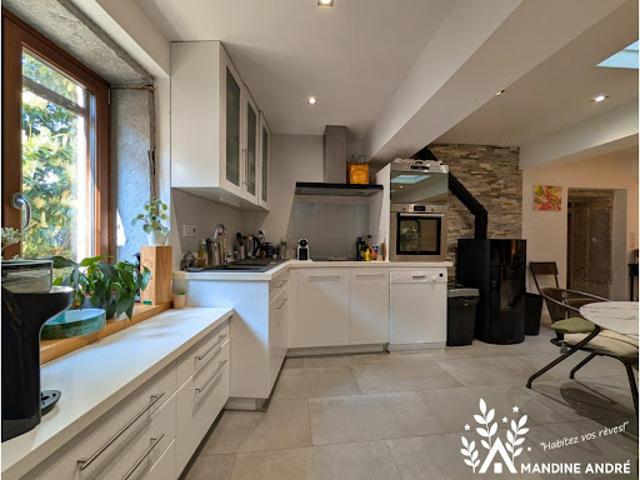 Vente Maison 5 pièces 114 m2 Saint Germain au Mont d'Or