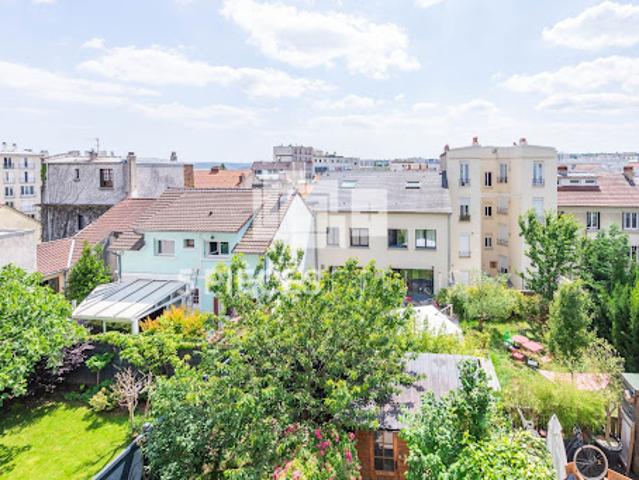 Vente Maison de ville 5 pièces 118 m2 Suresnes