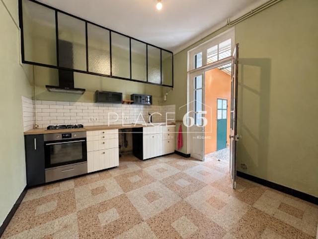 Vente Maison de ville 5 pièces 120 m2 Nimes