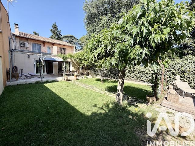 Vente Maison de ville 5 pièces 133 m2 Nimes
