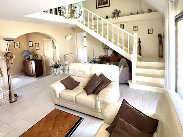 Vente Maison de ville 5 pièces 141 m2 Plouhinec