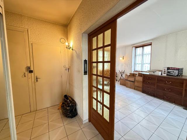 Vente Maison de ville 5 pièces 157 m2 Saint Etienne de Saint Geoirs
