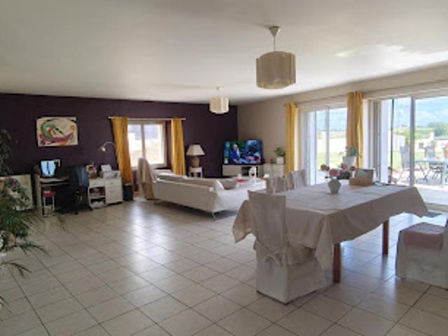 Vente Maison de ville 5 pièces 152 m2 Cleyrac