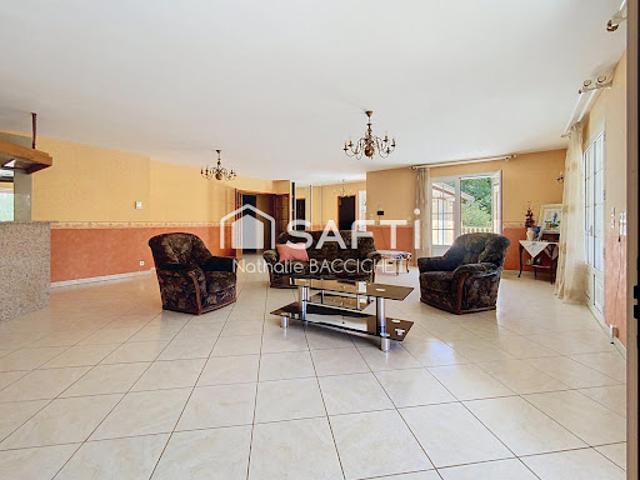 Vente Maison de ville 5 pièces 160 m2 Montesquieu Volvestre