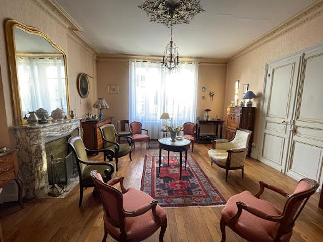 Vente Maison de ville 5 pièces 160 m2 Bourges