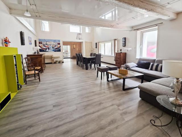 Vente Maison de ville 5 pièces 177 m2 Le passage