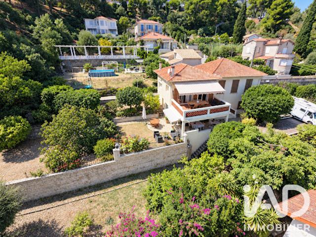 Vente Maison de ville 5 pièces 181 m2 Saint Laurent du Var