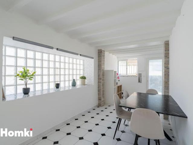 Vente Maison de ville 5 pièces 77 m2 Marseille 8ème