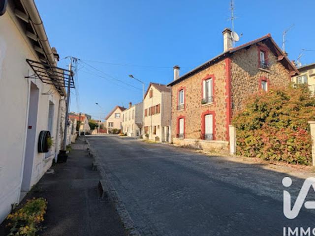Vente Maison de ville 5 pièces 77 m2 Saint Denis