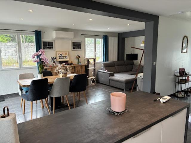 Vente Maison de ville 5 pièces 92 m2 Le Pian Médoc