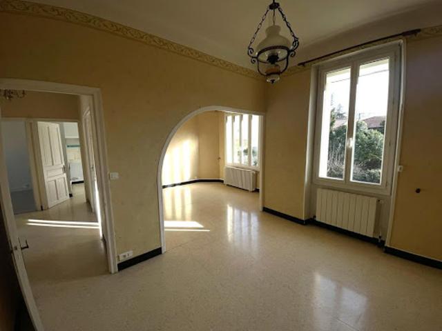 Vente Maison de ville 5 pièces 130 m2 Nimes