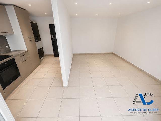 Vente Maison de ville 6 pièces 116 m2 Cuers