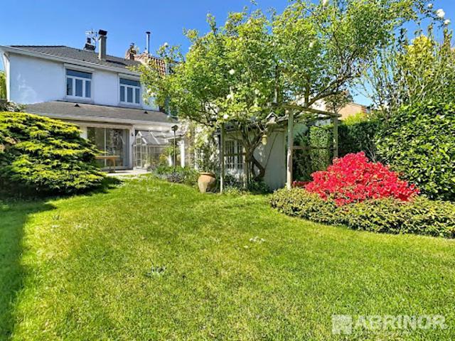 Vente Maison de ville 6 pièces 128 m2 Villeneuve d'Ascq