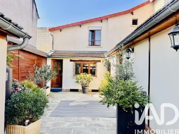 Vente Maison de ville 6 pièces 135 m2 Stains