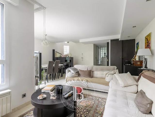 Vente Maison de ville 6 pièces 147.29 m2 Paris 15ème