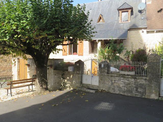 Vente Maison 6 pièces 148 m2 Cherveix Cubas