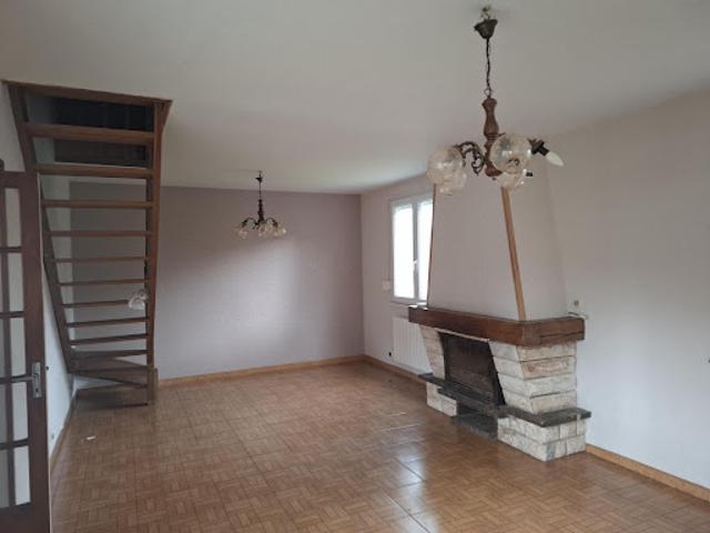 Vente Maison 6 pièces 142 m2 Saint Yrieix la Perche