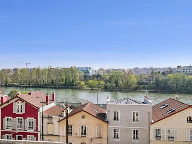 Vente Maison de ville 6 pièces 155.76 m2 Courbevoie
