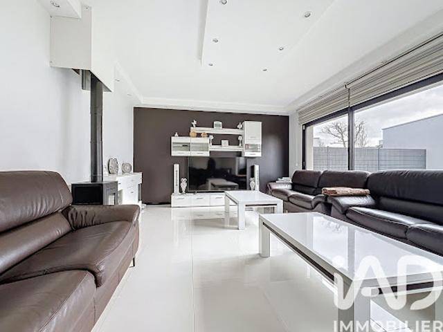 Vente Maison 6 pièces 150 m2 Isneauville